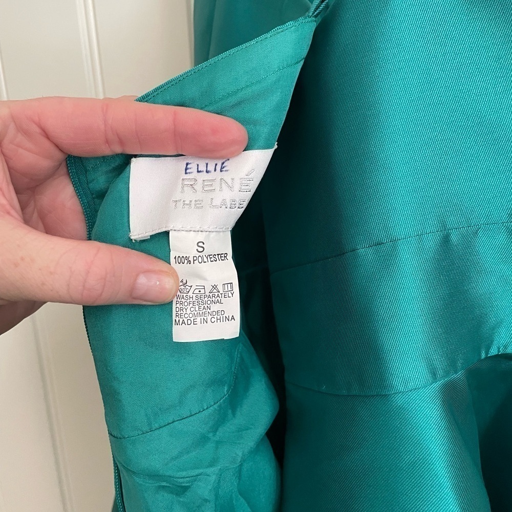 Rene the label green satin fit and flare cocktail prom formal dress size small - Picture 6 of 7